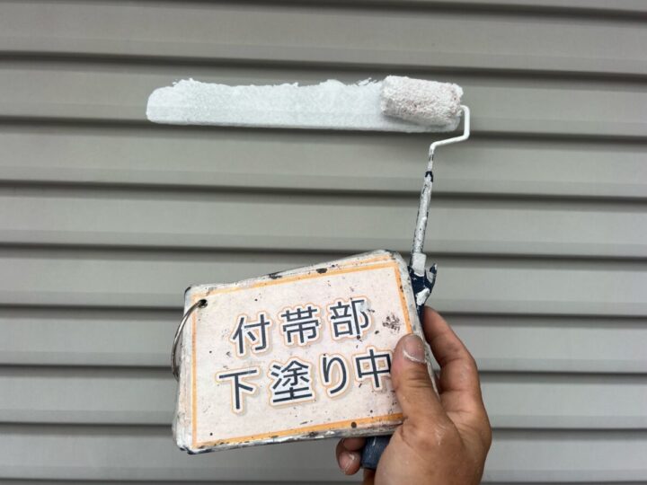 シャッターボックス塗装①