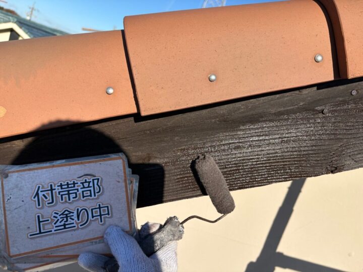 破風板塗装②