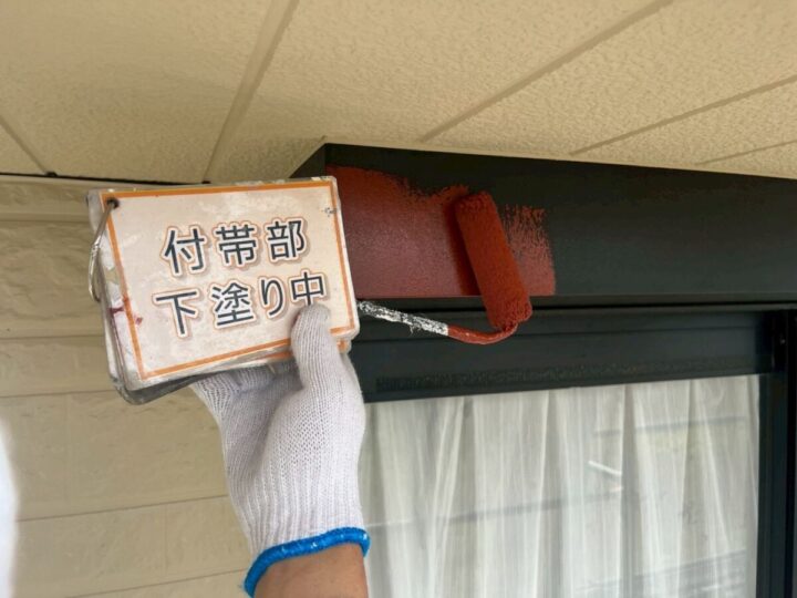 シャッターボックス塗装①
